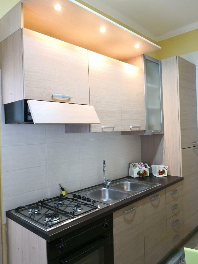 Апартаменти Corso Italia 83 Таранто Екстер'єр фото